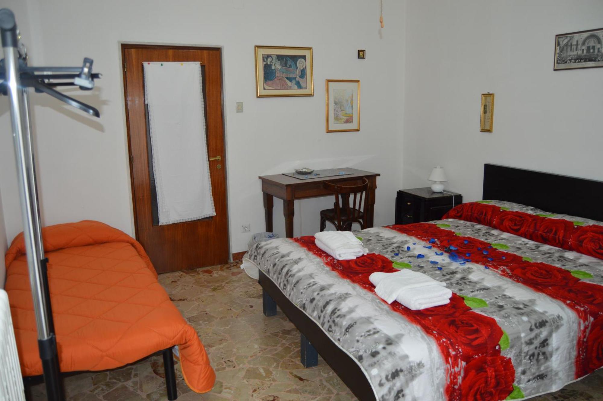 Ccc Matera Short Term Rooms Ccc Exterior photo
